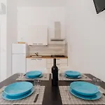 Elegante Nausica Al Castello Отранто