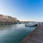 Elegante Nausica Al Castello Апартаменты *